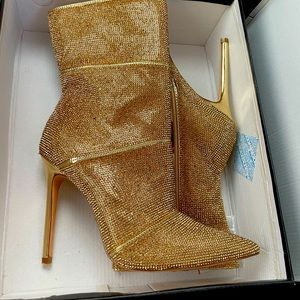 Brand 1 of a Kind - new high fashion gold stiletto booties